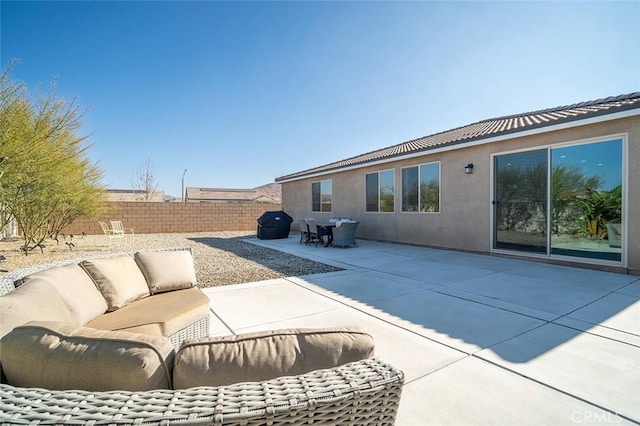 view of patio featuring outdoor lounge area