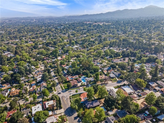 bird's eye view featuring a mountain view