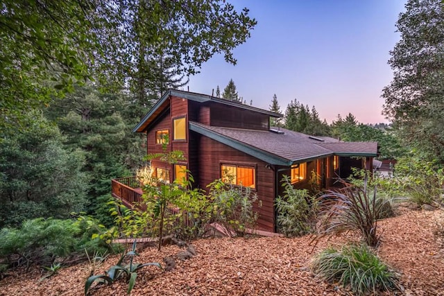 view of front of home featuring a deck