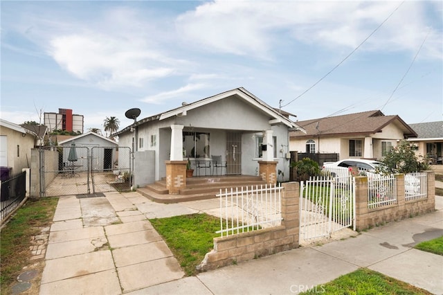 view of front of property with covered porch