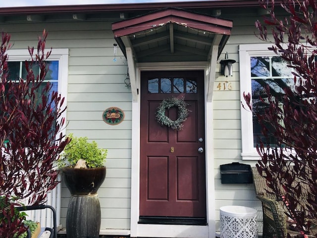 view of property entrance