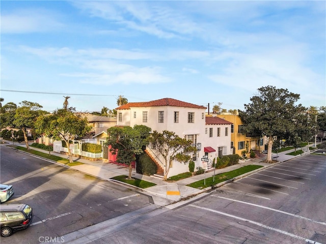 view of mediterranean / spanish-style house