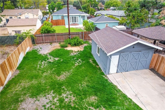 view of yard with a garage