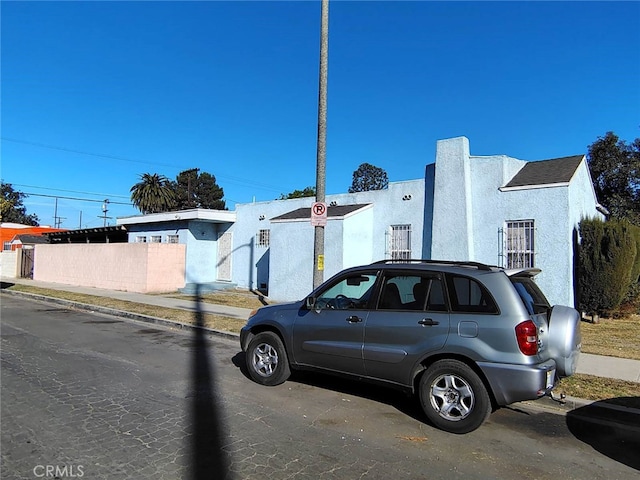 view of front facade