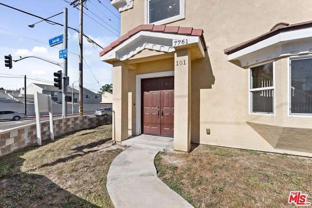 view of doorway to property