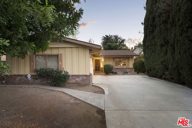 view of front of home