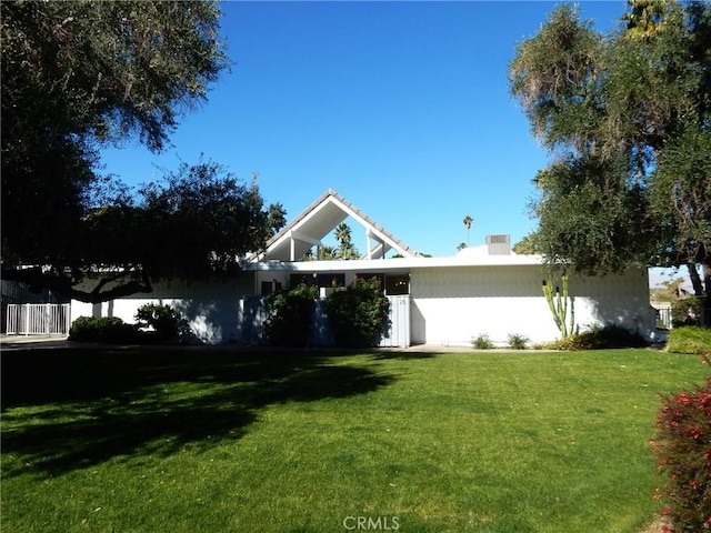 42278 Dunes View Rd Unit 28, Rancho Mirage, CA 92270 - view of property exterior featuring a yard