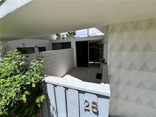 42278 Dunes View Rd Unit 28, Rancho Mirage, CA 92270 - property entrance with a balcony