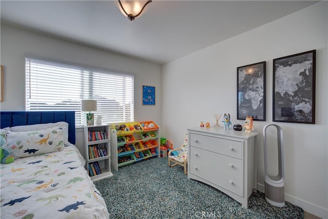 bedroom with carpet flooring