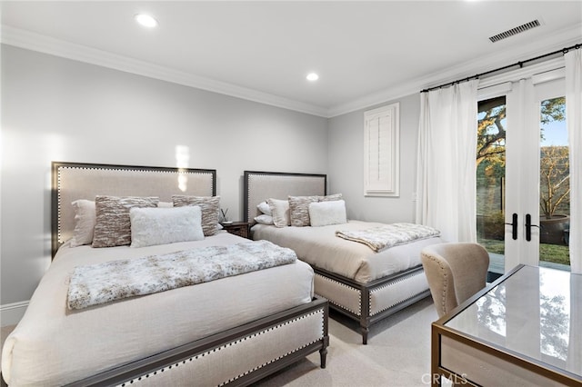 carpeted bedroom with ornamental molding, access to outside, visible vents, and recessed lighting