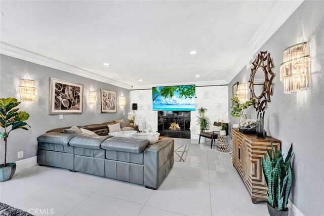 living room featuring light tile patterned floors and crown molding