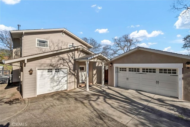 view of front of home featuring a garage