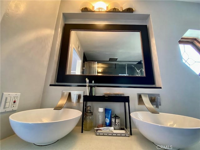 bathroom featuring sink