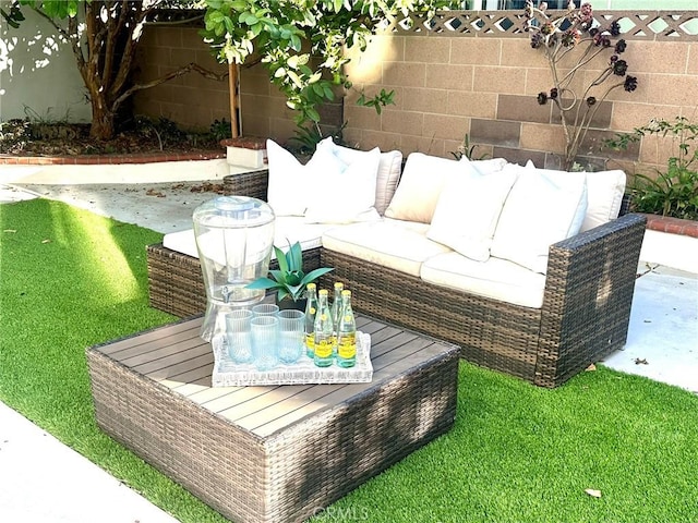 balcony featuring a patio area and outdoor lounge area