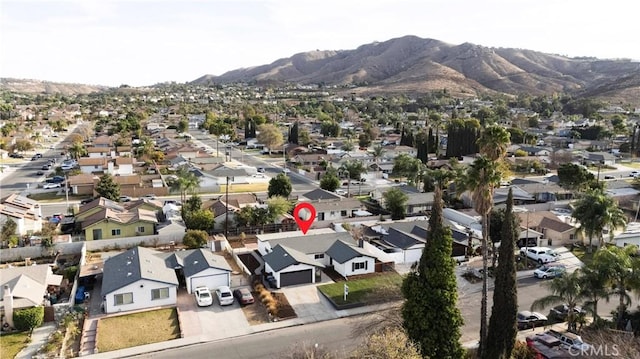 bird's eye view featuring a mountain view