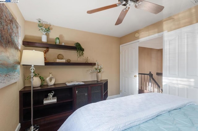 bedroom featuring ceiling fan