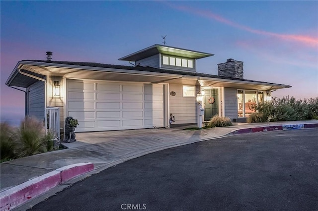 view of front facade with a garage