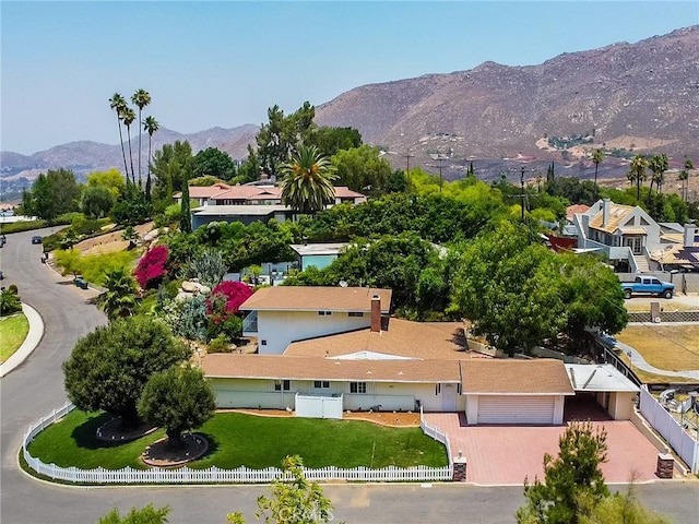 bird's eye view with a mountain view