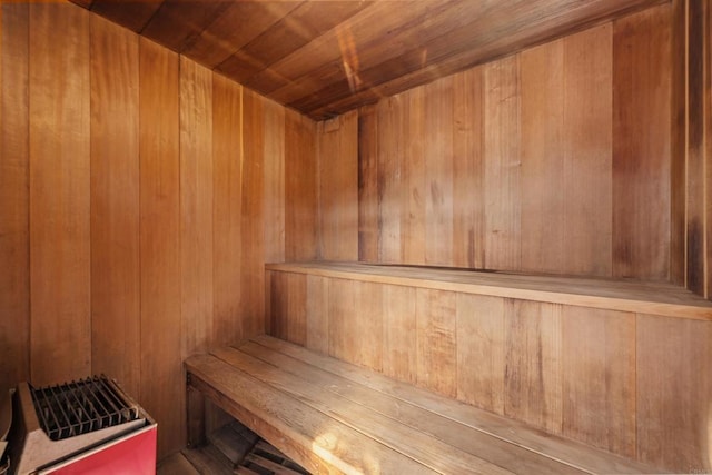 view of sauna / steam room