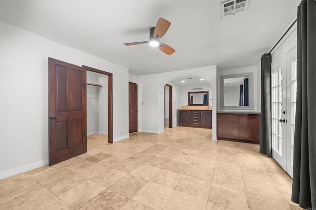 unfurnished bedroom with ceiling fan