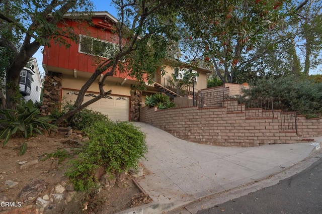 view of front of house with a garage