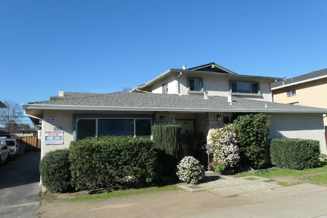 view of front of property