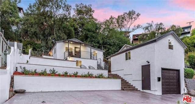 view of front of house with a garage