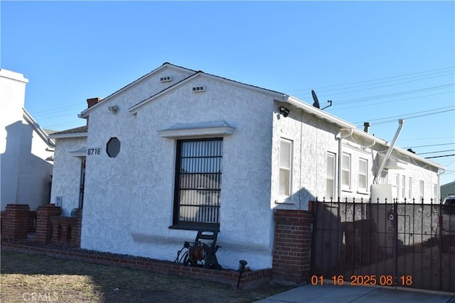 view of side of property