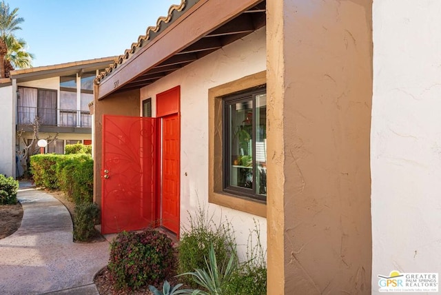 view of entrance to property