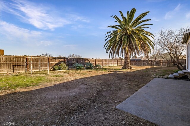 266 E Fig Ln, Corning, CA 96021 - view of yard featuring a patio area