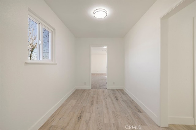 266 E Fig Ln, Corning, CA 96021 - interior space featuring light hardwood / wood-style floors