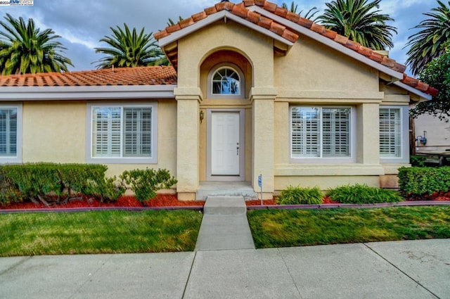 view of front of property