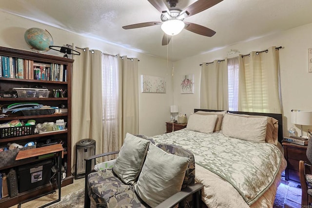 bedroom featuring ceiling fan