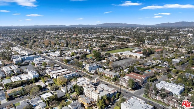 bird's eye view featuring a mountain view