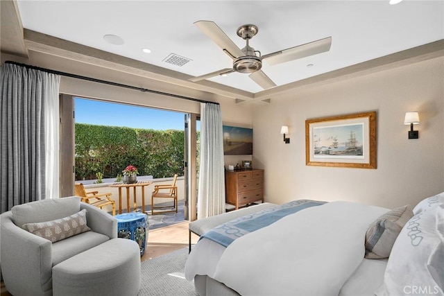 bedroom featuring ceiling fan