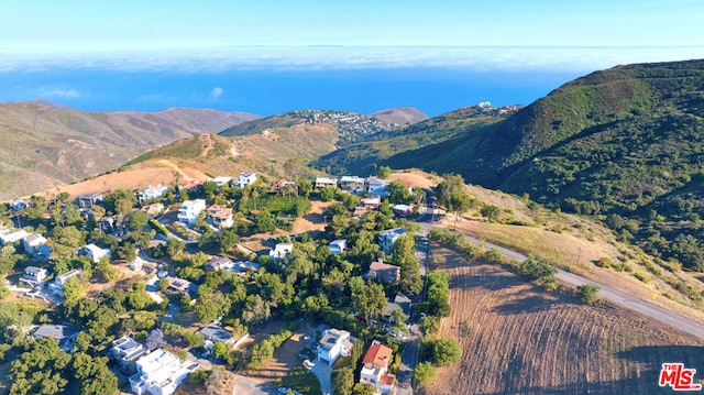 bird's eye view with a mountain view