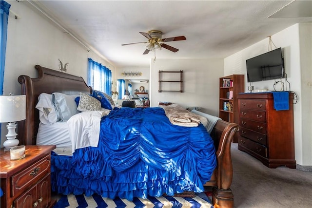 bedroom featuring carpet floors and ceiling fan