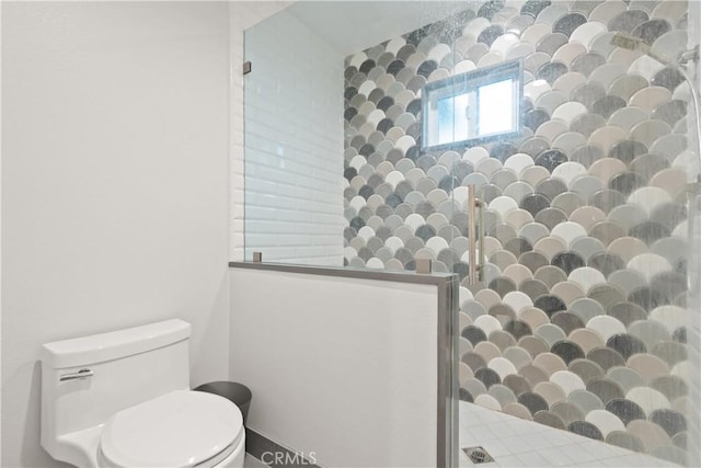6770 Oak Ave, Arcadia, CA 91007 - full bath featuring a walk in shower and toilet