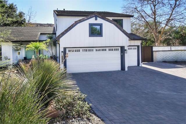 view of front of home featuring a garage