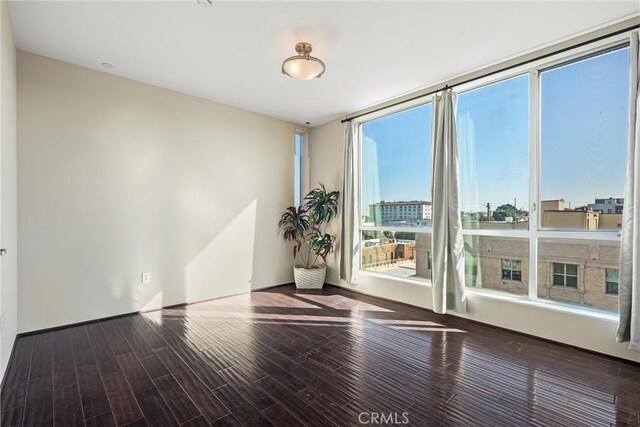 285 W 6th St Unit 426, San Pedro, CA 90731 - empty room featuring wood finished floors