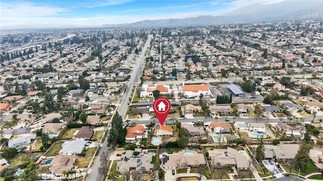 bird's eye view featuring a mountain view