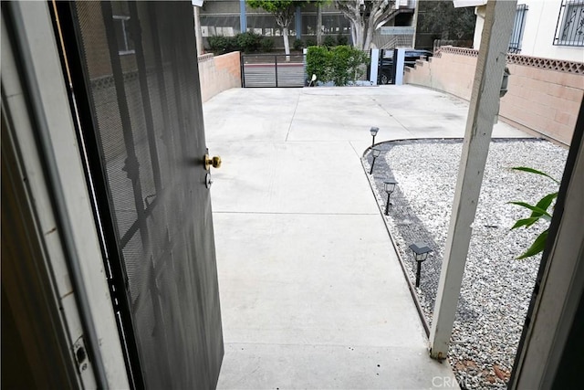 12530 Birch Ave, Hawthorne, CA 90250 - view of patio / terrace