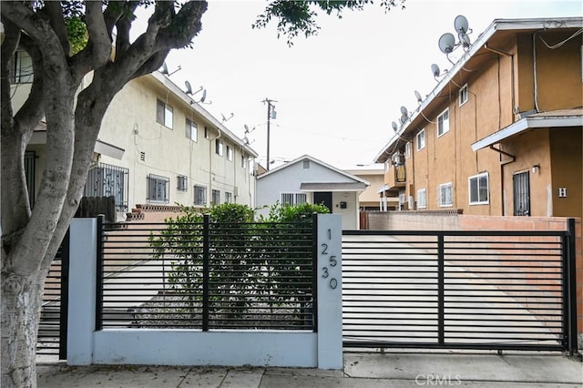 12530 Birch Ave, Hawthorne, CA 90250 - view of gate