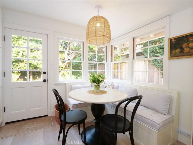 sunroom with breakfast area