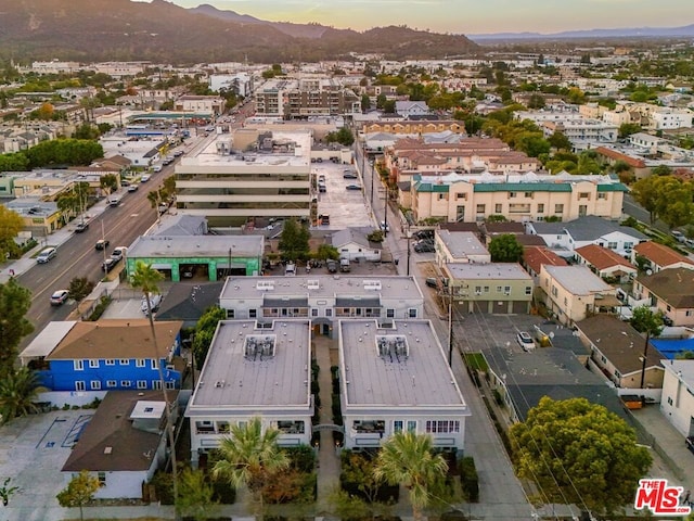 view of aerial view at dusk