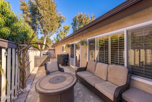 view of patio / terrace with an outdoor hangout area