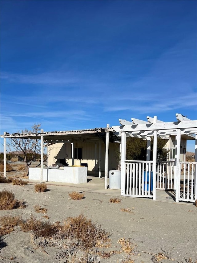 Listing photo 2 for 18650 Palmer Rd, Adelanto CA 92301