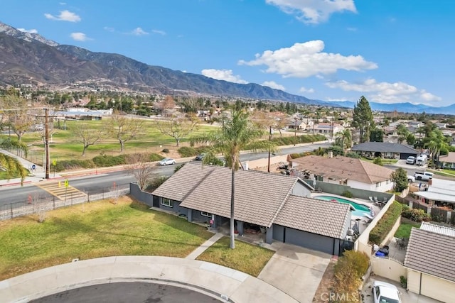 bird's eye view featuring a mountain view