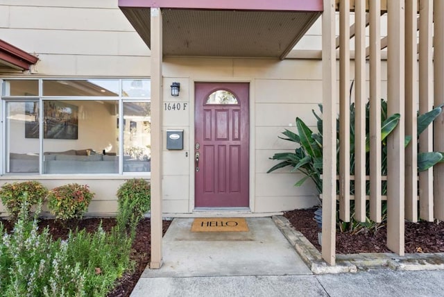 view of property entrance