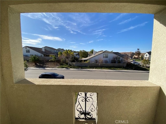 view of yard featuring a balcony